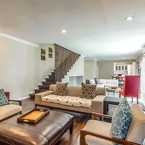 Stylish Hollywood Hills With Million Dollar Views Waiting For You! , Los Angeles United States